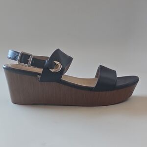 Black Wedge Sandals with Ankle Strap and Medium Heel